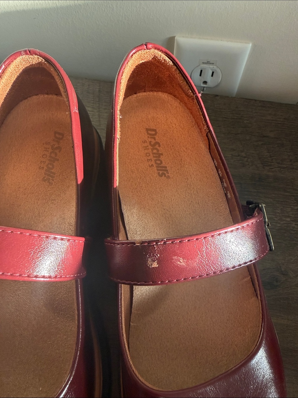 Dr. Scholl's Women’s Maroon Mary Jane Dress Shoes - Picture 2 of 7